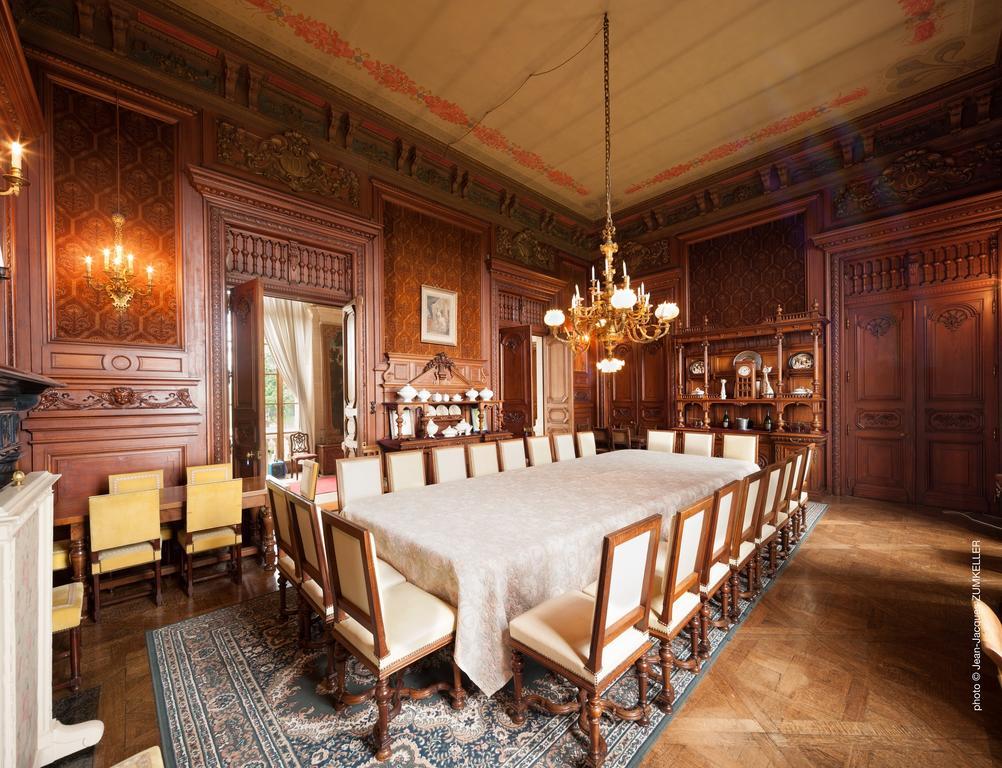Chateau De Bed & Breakfast