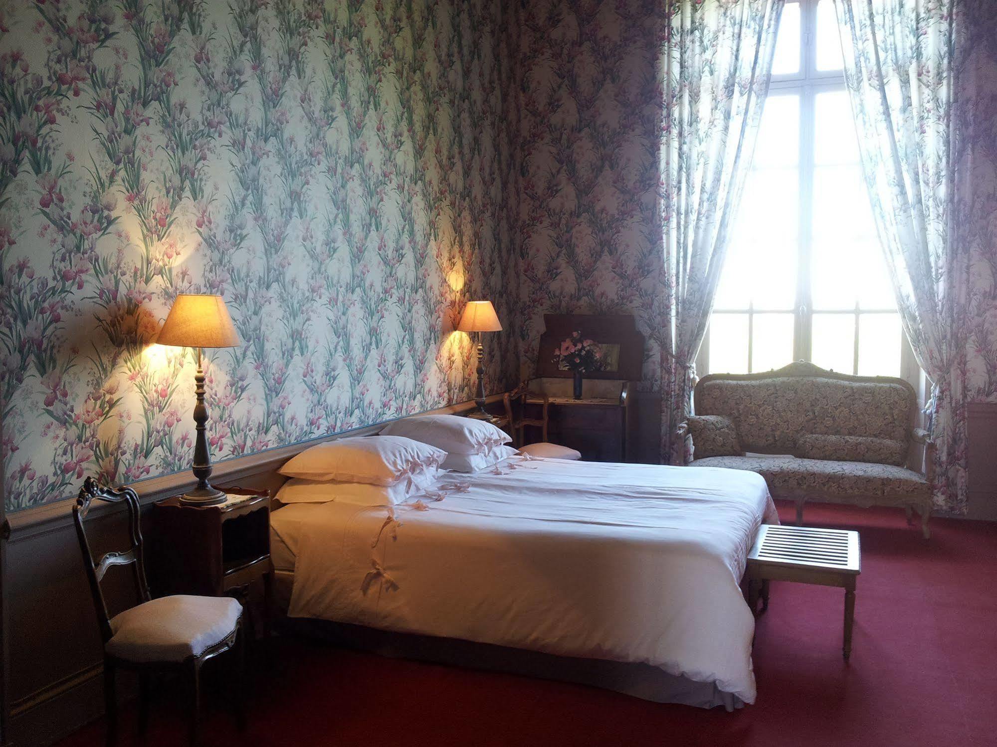 Bed & Breakfast Chateau De Villersexel
